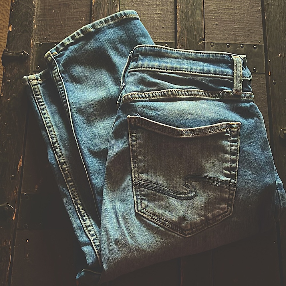 Silver Jeans W31/L33- Avery Straight